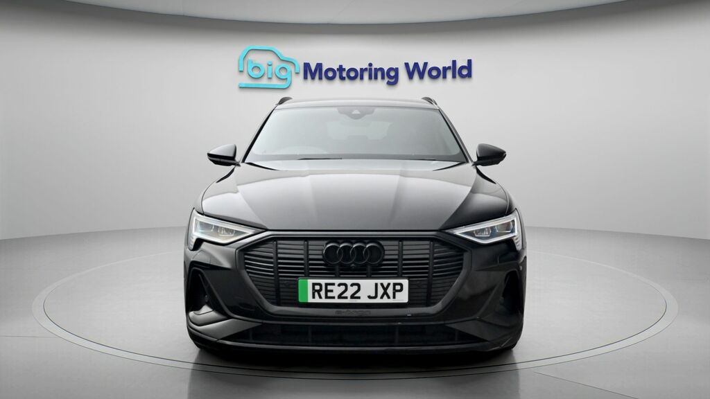 Audi E-tron Black Edition RE22JXP Black #2