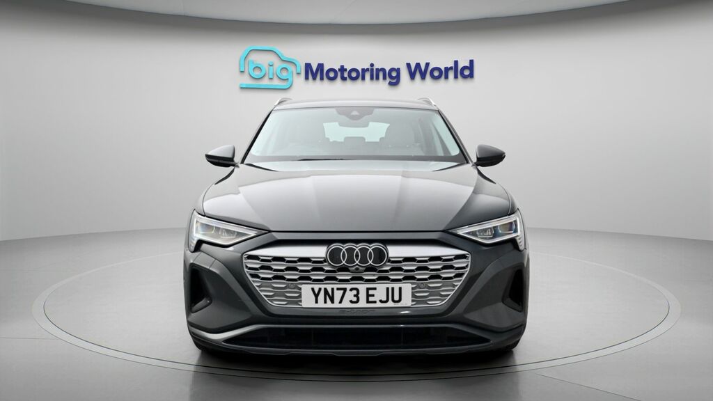Audi Q8 e tron Sport YN73EJU Grey #2