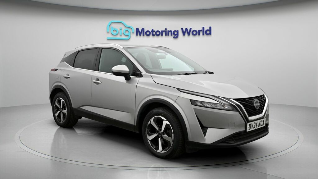 Nissan Qashqai N-connecta Silver