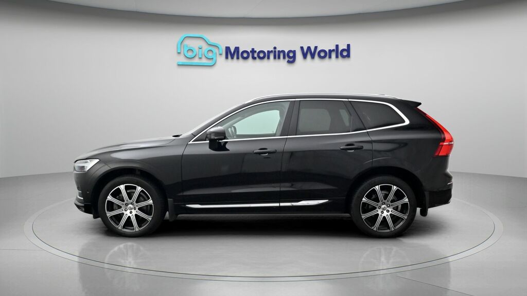 Volvo XC60 Inscription Pro KN21HVJ Black #4