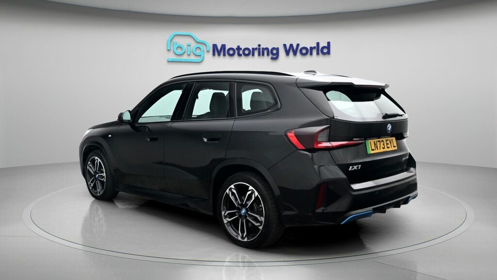 BMW iX1 M Sport LN73EYL Black #5