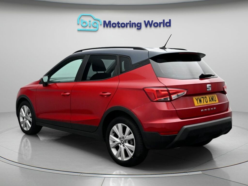 Seat Arona Se Technology YM70AMU Red #5
