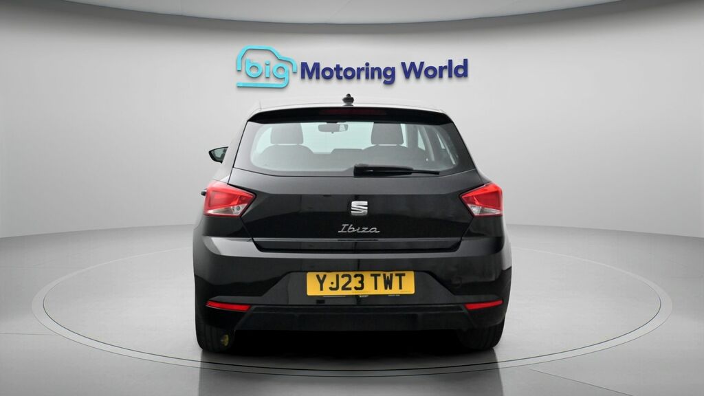Seat Ibiza Se Black #6