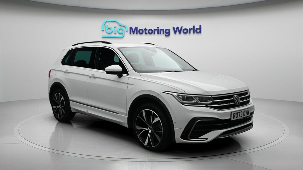 Volkswagen Tiguan R-line White