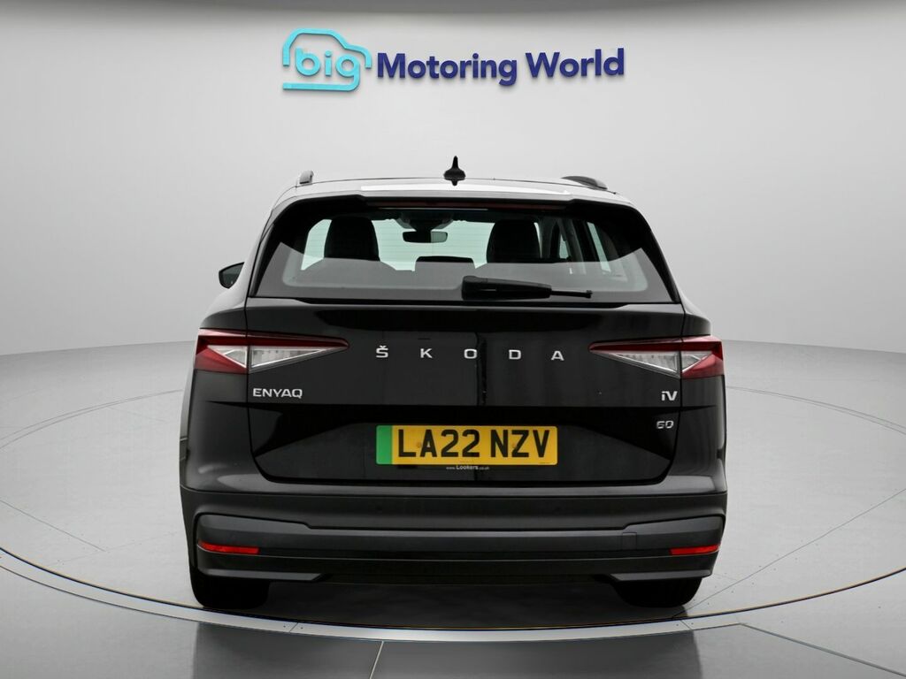 Skoda ENYAQ 60 Black #6