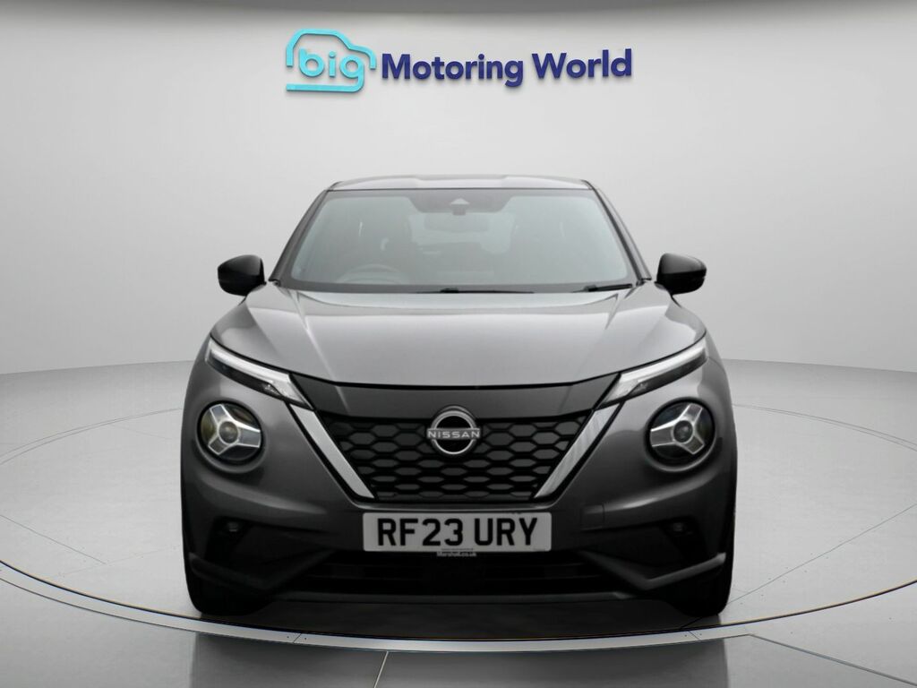 Nissan Juke Tekna Grey #2