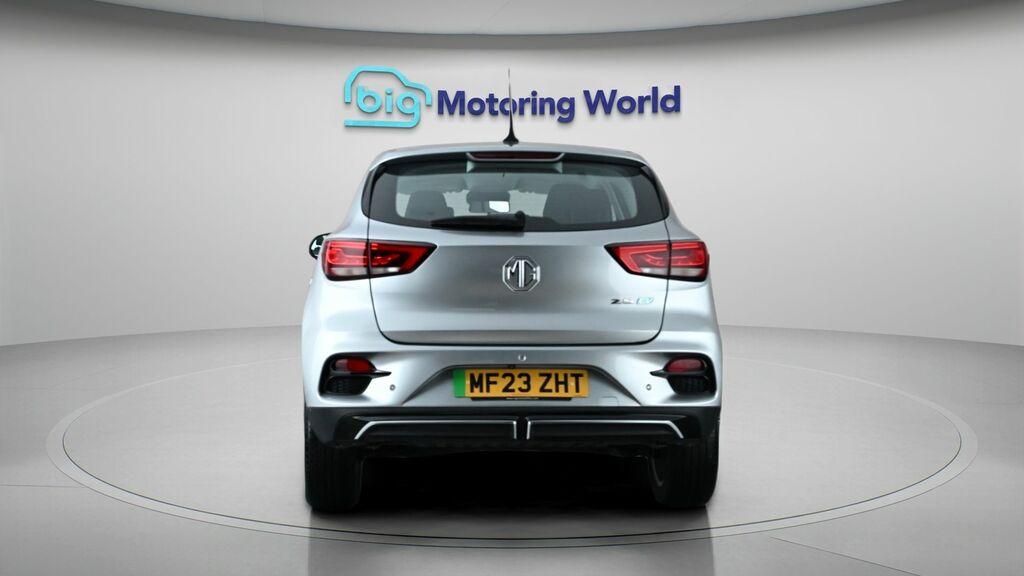 MG ZS Se Silver #6