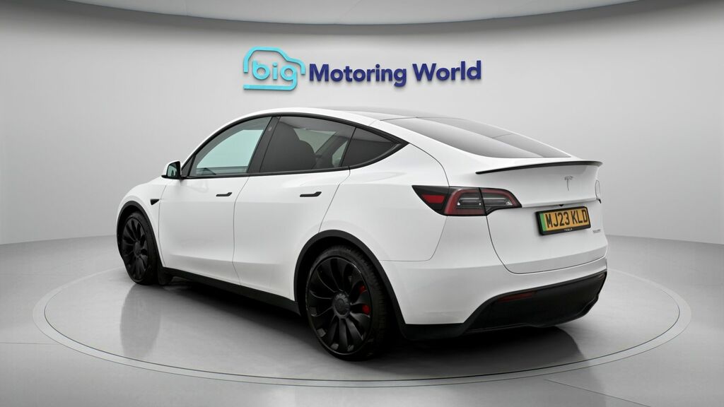 Tesla Model Y Performance MJ23KLD White #5