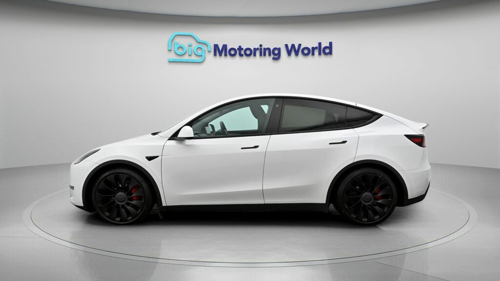 Tesla Model Y Performance MJ23KLD White #4