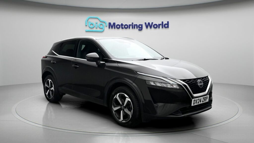 Nissan Qashqai N-connecta Black