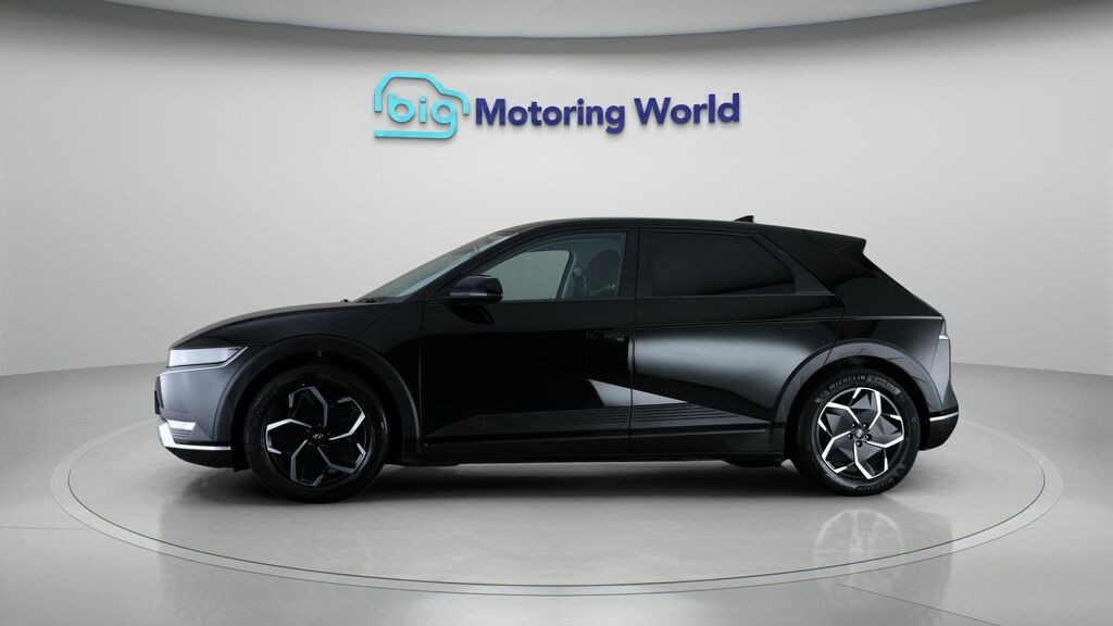 Hyundai Ioniq 5 Se Connect GD22DVL Black #4
