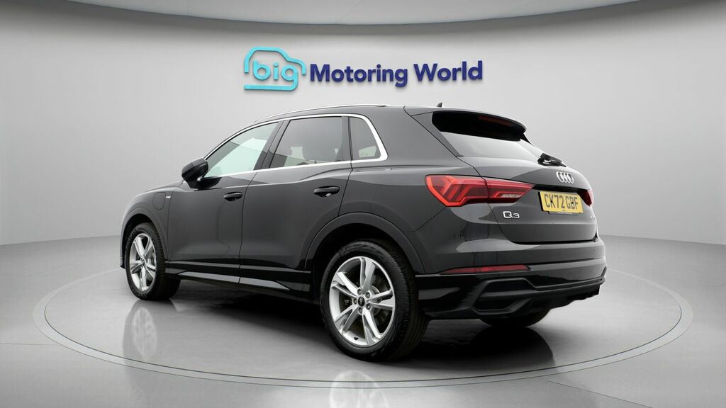 Audi Q3 S Line CK72GBF Black #5