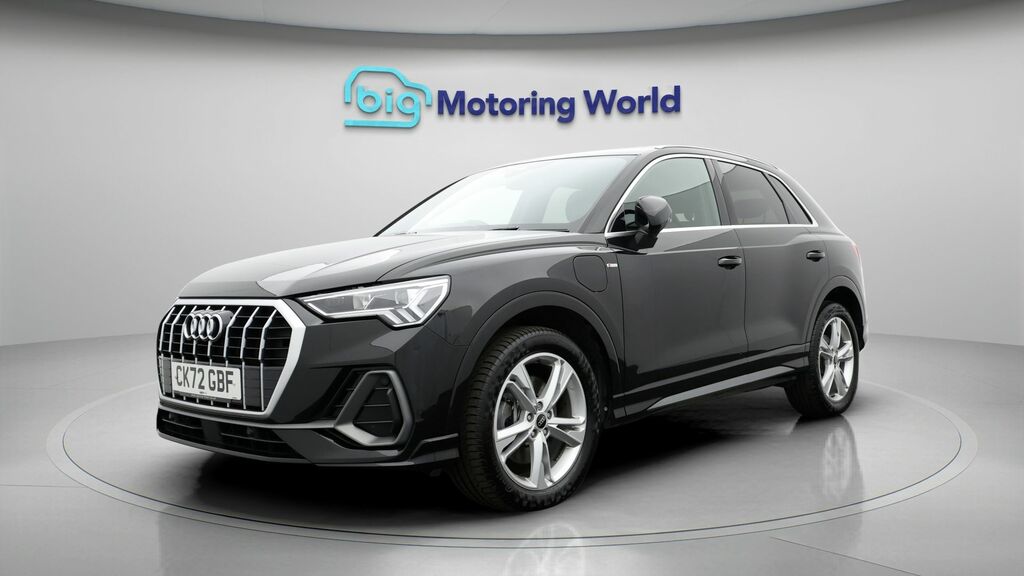 Audi Q3 S Line CK72GBF Black #3