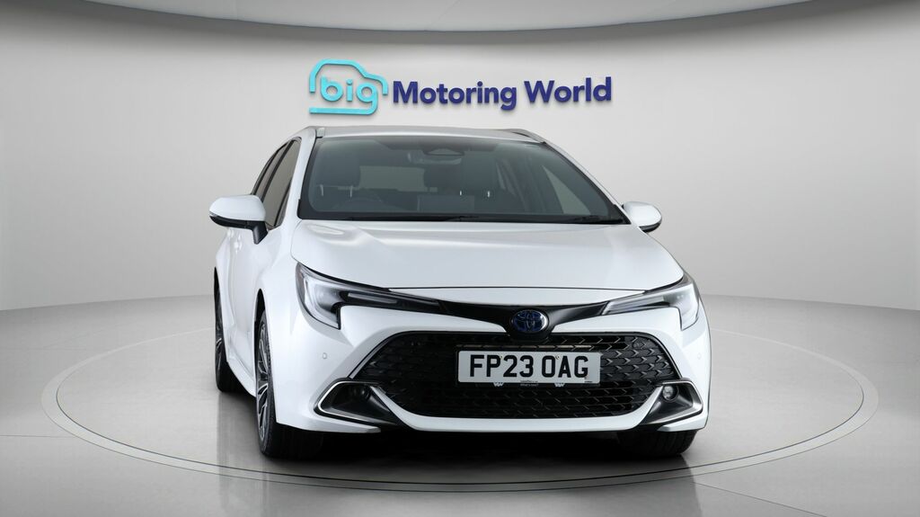 Toyota Corolla Design FP23OAG White #2