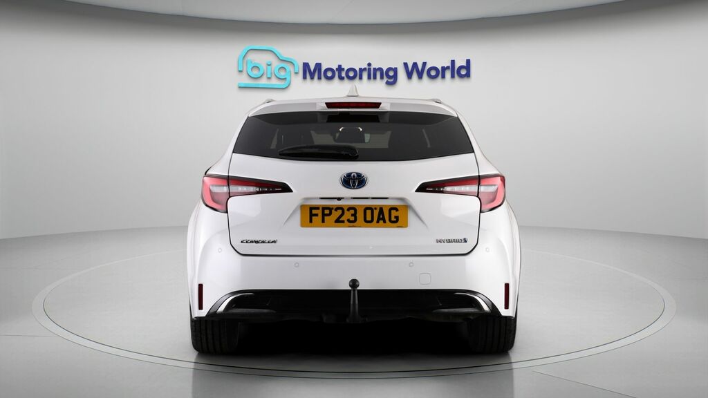 Toyota Corolla Design FP23OAG White #6