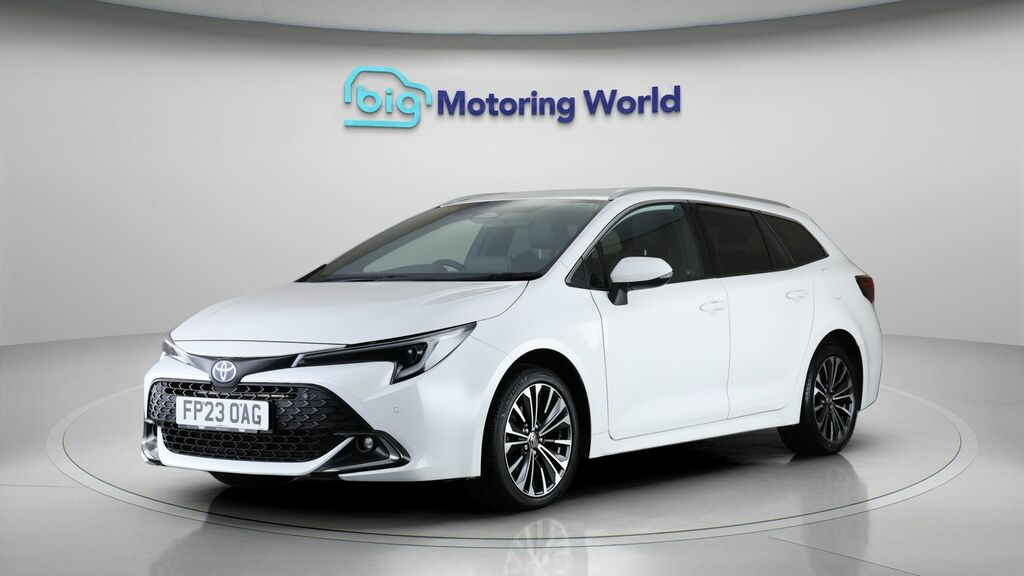 Toyota Corolla Design FP23OAG White #3