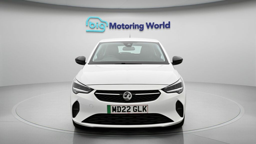 Vauxhall Corsa-e Se Premium MD22GLK White #2