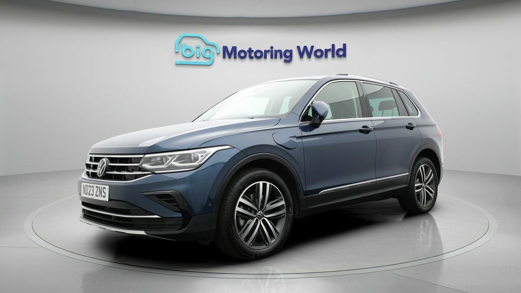 Volkswagen Tiguan Elegance Blue #3
