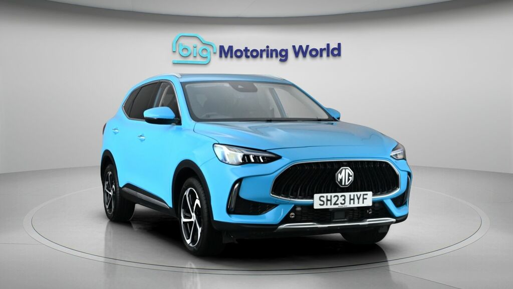 MG HS Trophy Blue