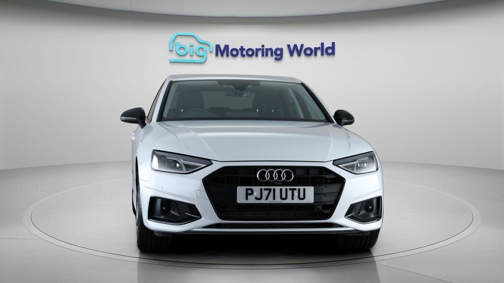 Audi A4 Sport Edition White #2
