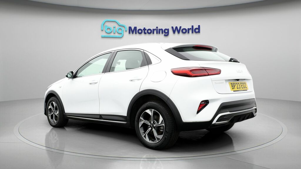 Kia Xceed 2 White #5