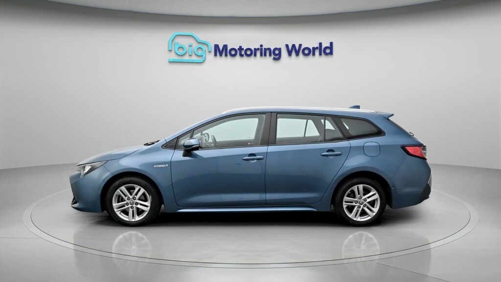 Toyota Corolla Icon Tech DF21YSW Blue #4