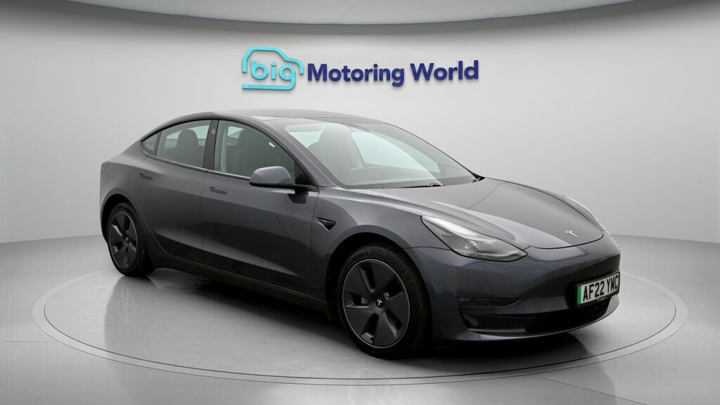 Tesla Model 3 Long Range AF22YMC Grey