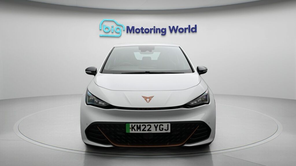 Cupra Born V1 KM22YGJ White #2