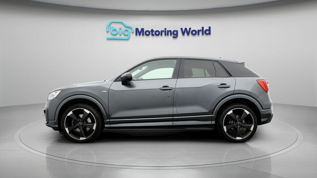 Audi Q2 Black Edition AF20VCN Grey #4