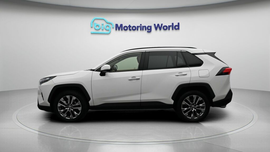 Toyota Rav 4 Excel VO72ZDZ White #4