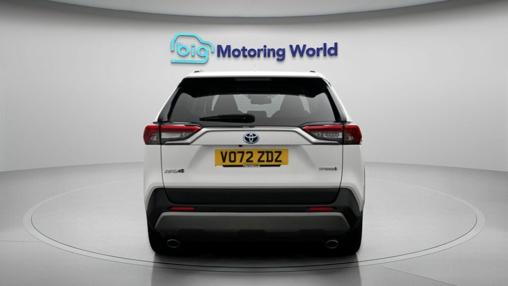 Toyota Rav 4 Excel VO72ZDZ White #6