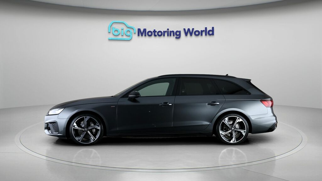Audi A4 Avant Black Edition KE23WWV Grey #4