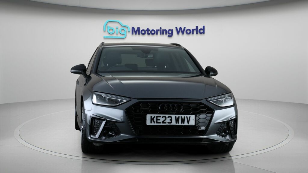Audi A4 Avant Black Edition KE23WWV Grey #2