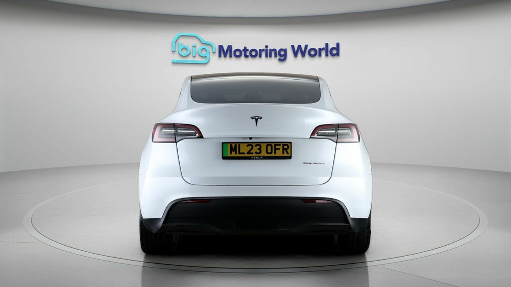 Tesla Model Y Long Range ML23OFR White #6