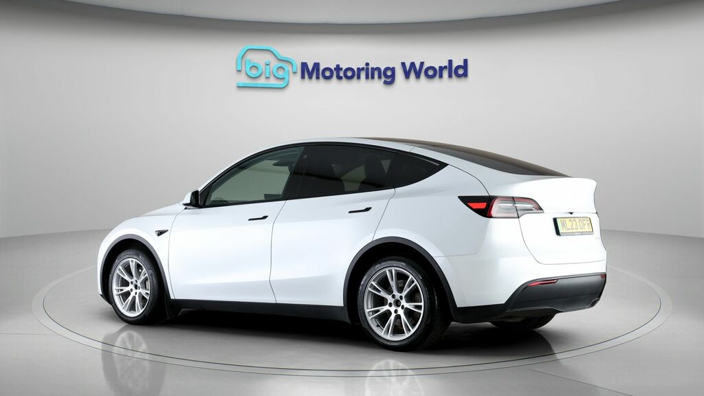 Tesla Model Y Long Range ML23OFR White #5