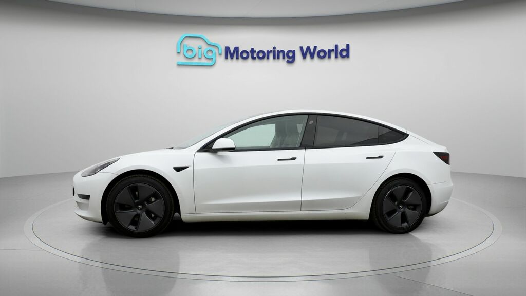 Tesla Model 3 Standard Range Plus WN21FXG White #4