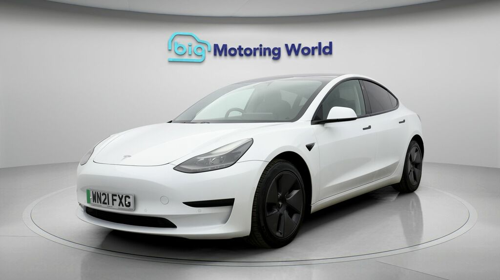 Tesla Model 3 Standard Range Plus WN21FXG White #3
