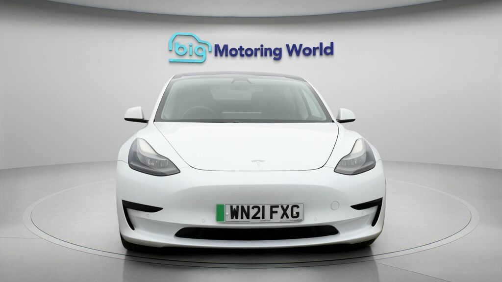 Tesla Model 3 Standard Range Plus WN21FXG White #2