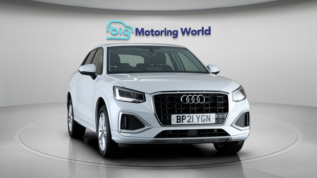 Audi Q2 Sport BP21YGN White #2