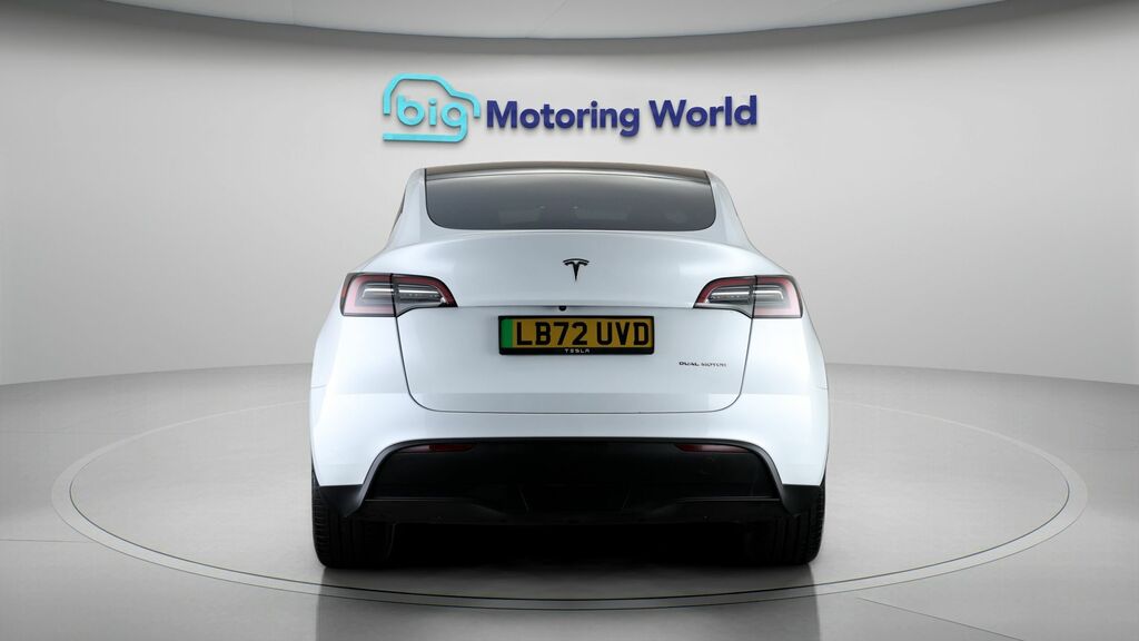 Tesla Model Y Long Range LB72UVD White #6