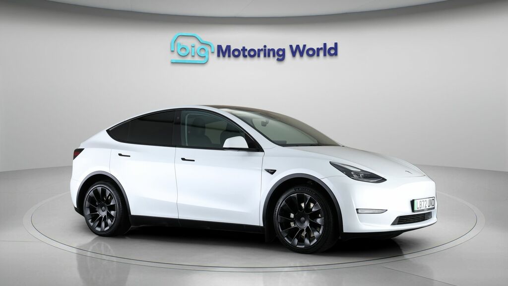 Tesla Model Y Long Range White