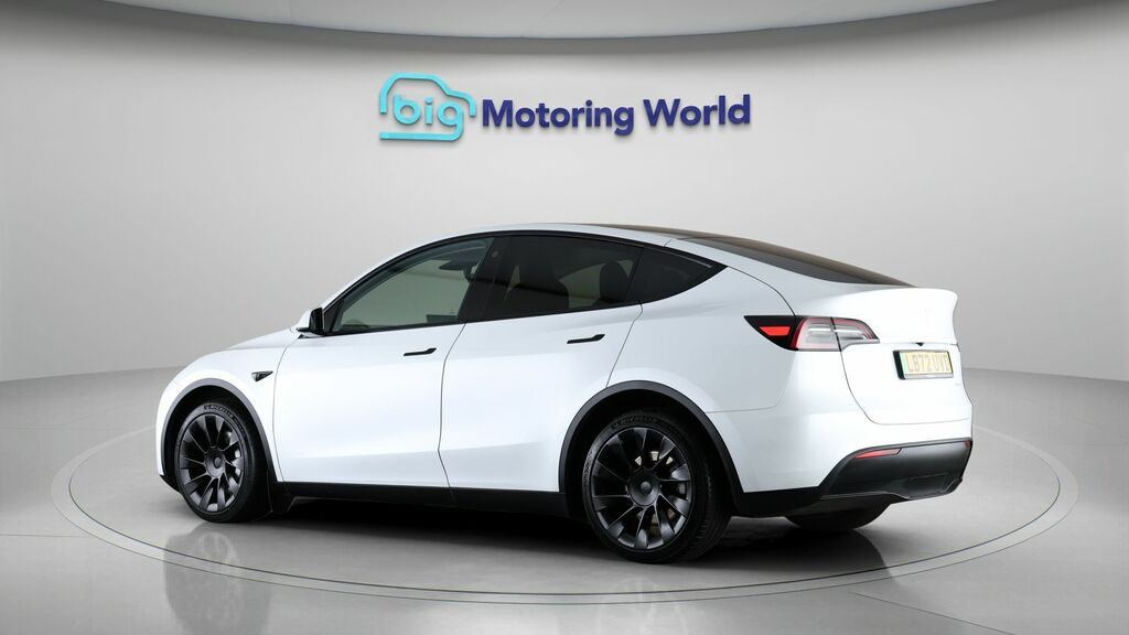 Tesla Model Y Long Range LB72UVD White #5