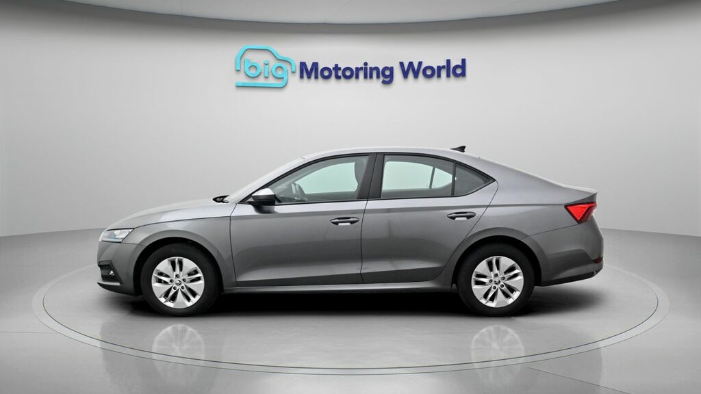 Skoda Octavia Se Technology YA23SFF Grey #4