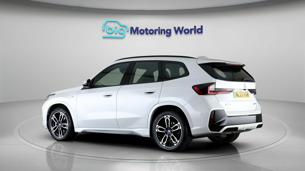 BMW iX1 M Sport NL23YGM White #5