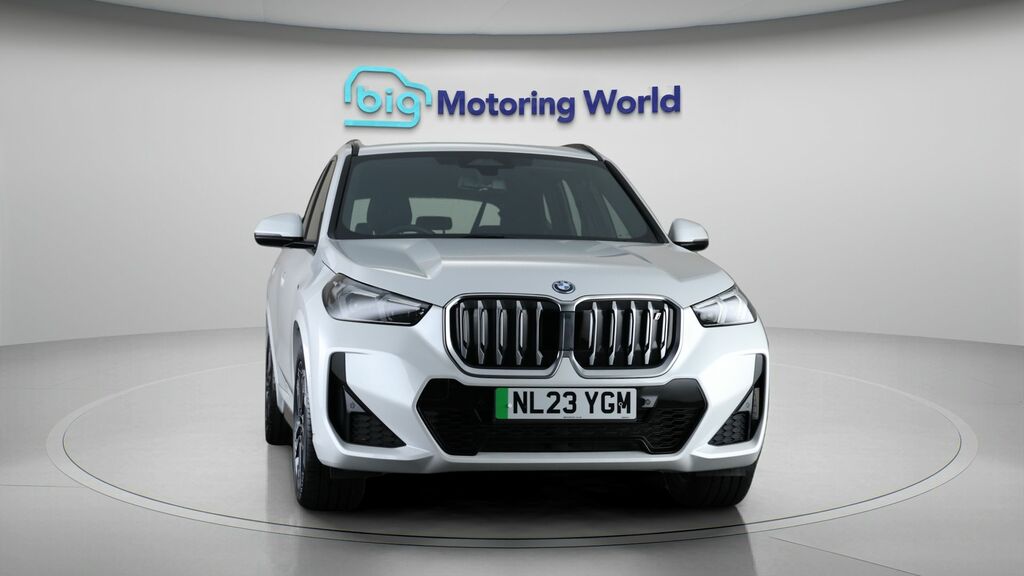 BMW iX1 M Sport NL23YGM White #2