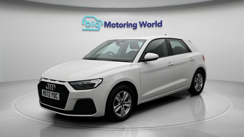 Audi A1 Technik RO72YDC White #3