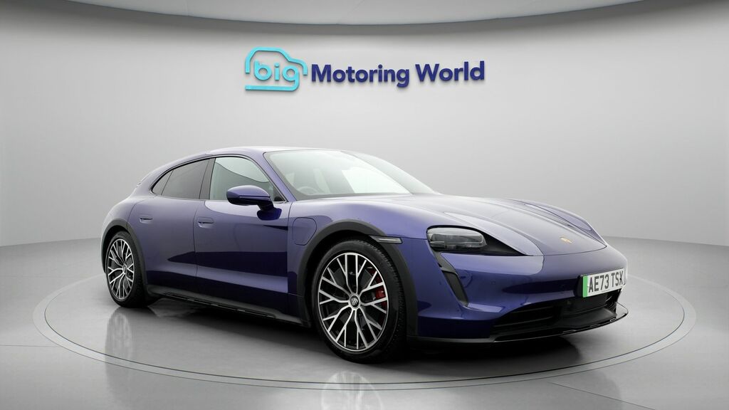 Porsche Taycan 4S Blue