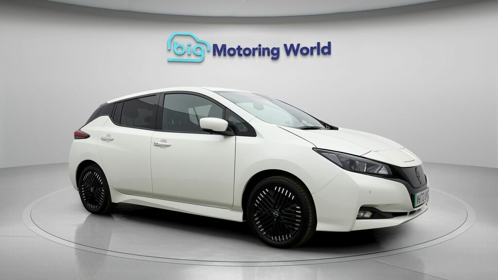 Nissan Leaf N-connecta WU72UYG White