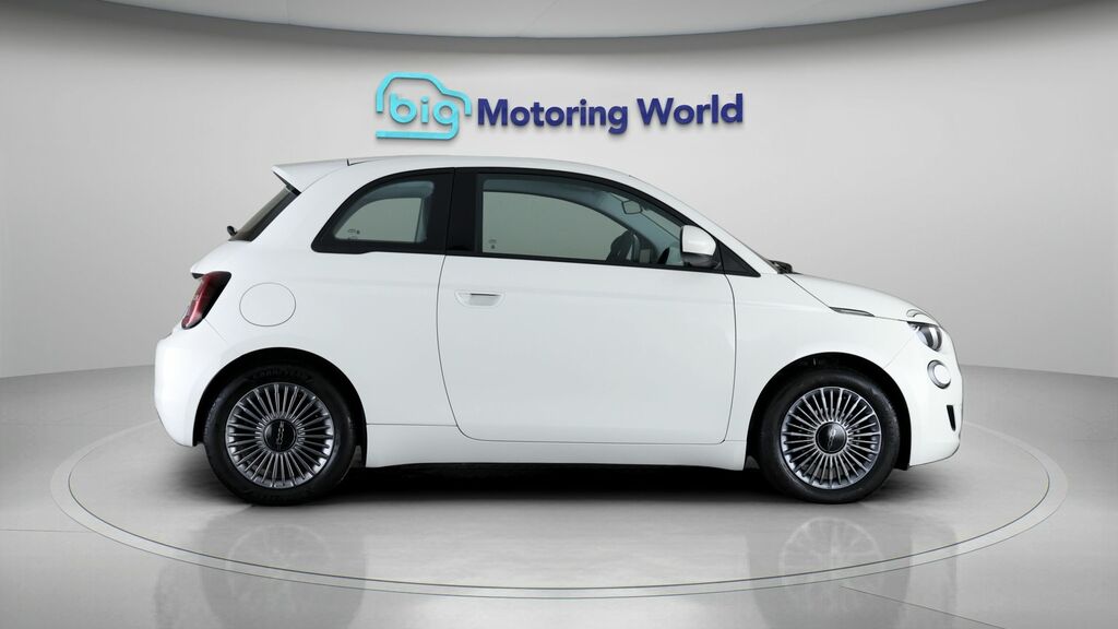 Fiat 500E Automatic Gold #8