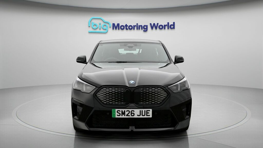 BMW iX2 M Sport Black #2